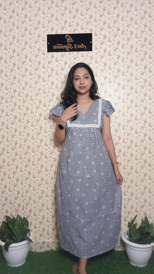 Maternity frock